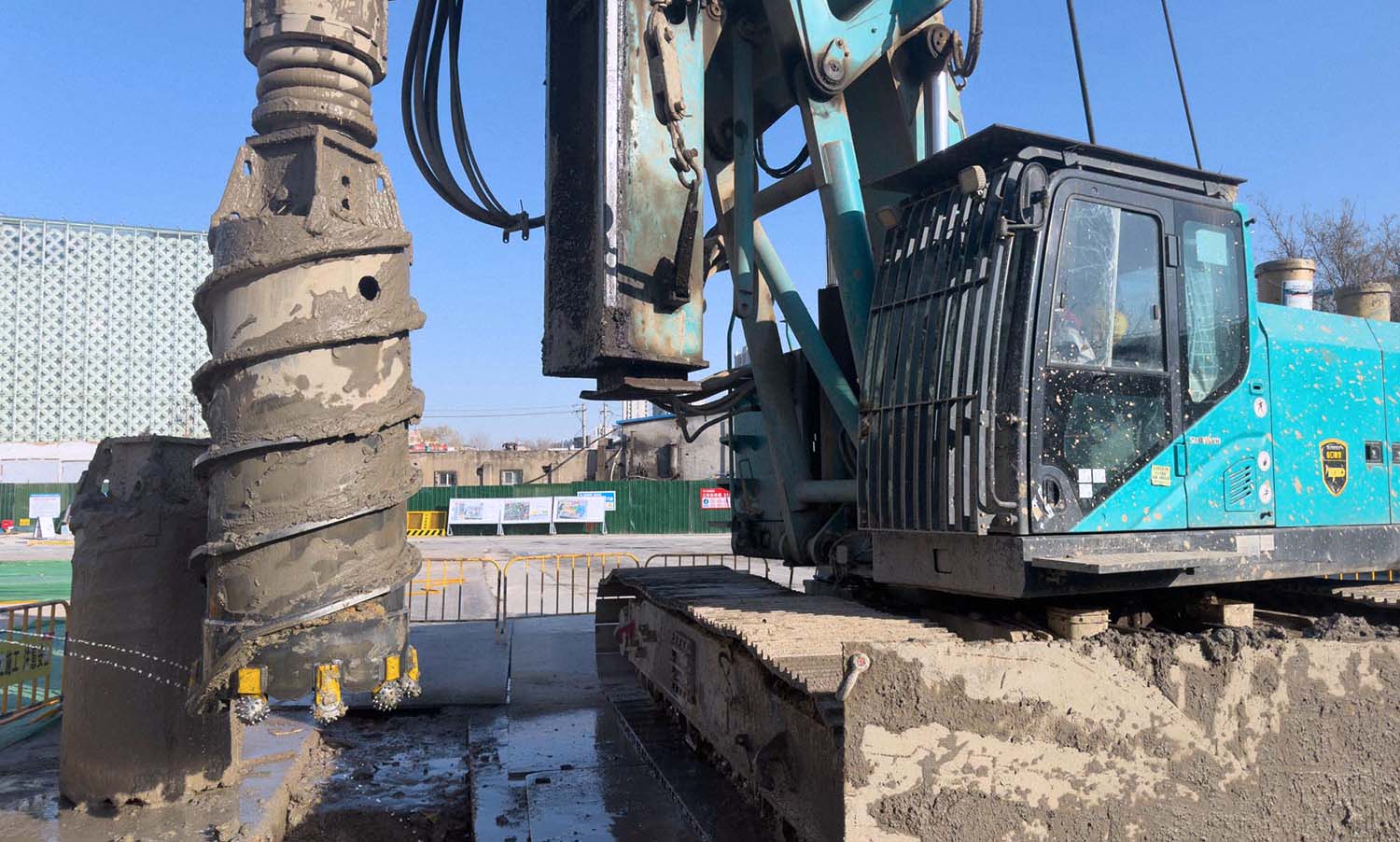 Core barrel drilling in hard rock