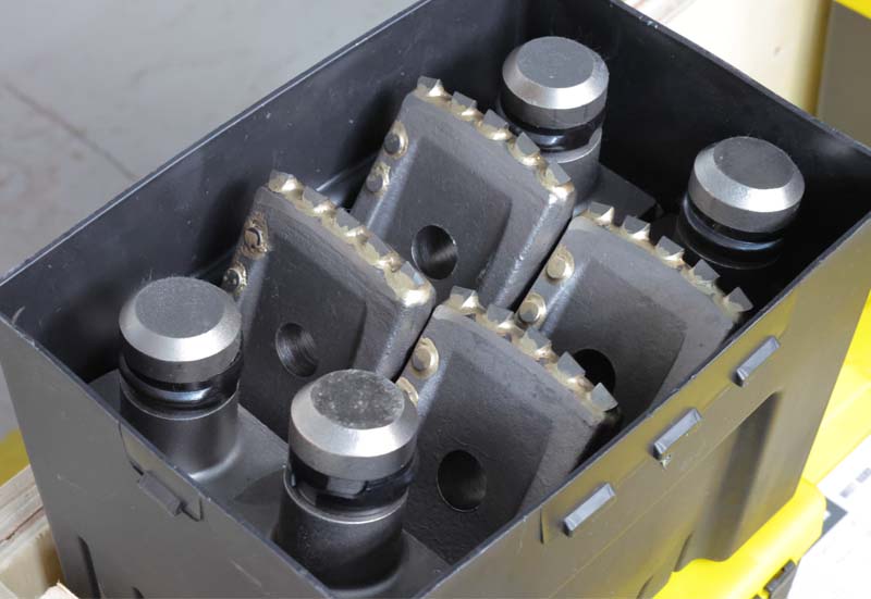 BFZ72 Bauer teeth